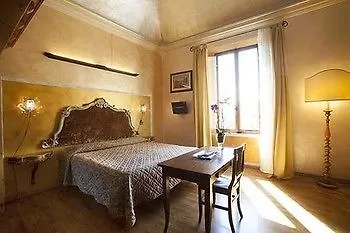 Hotel Residenza San Domenico Siena 3*,